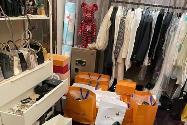 娄烦县回收一线品牌衣服